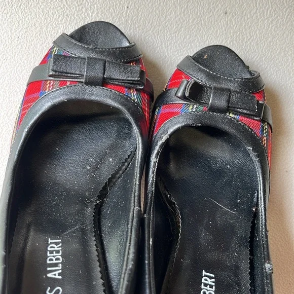 Charles Albert Women's Red Plaid Peep Toe Heels - Picture 4 of 7